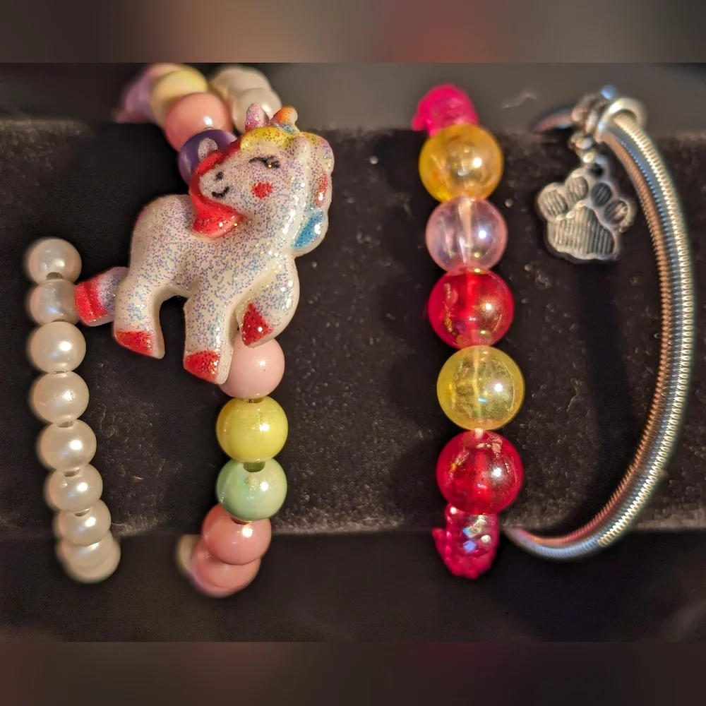 Lot 3 child's whimsy costume bracelets 2 beaded 1 coil‎ 1 bangle 1 stretchy